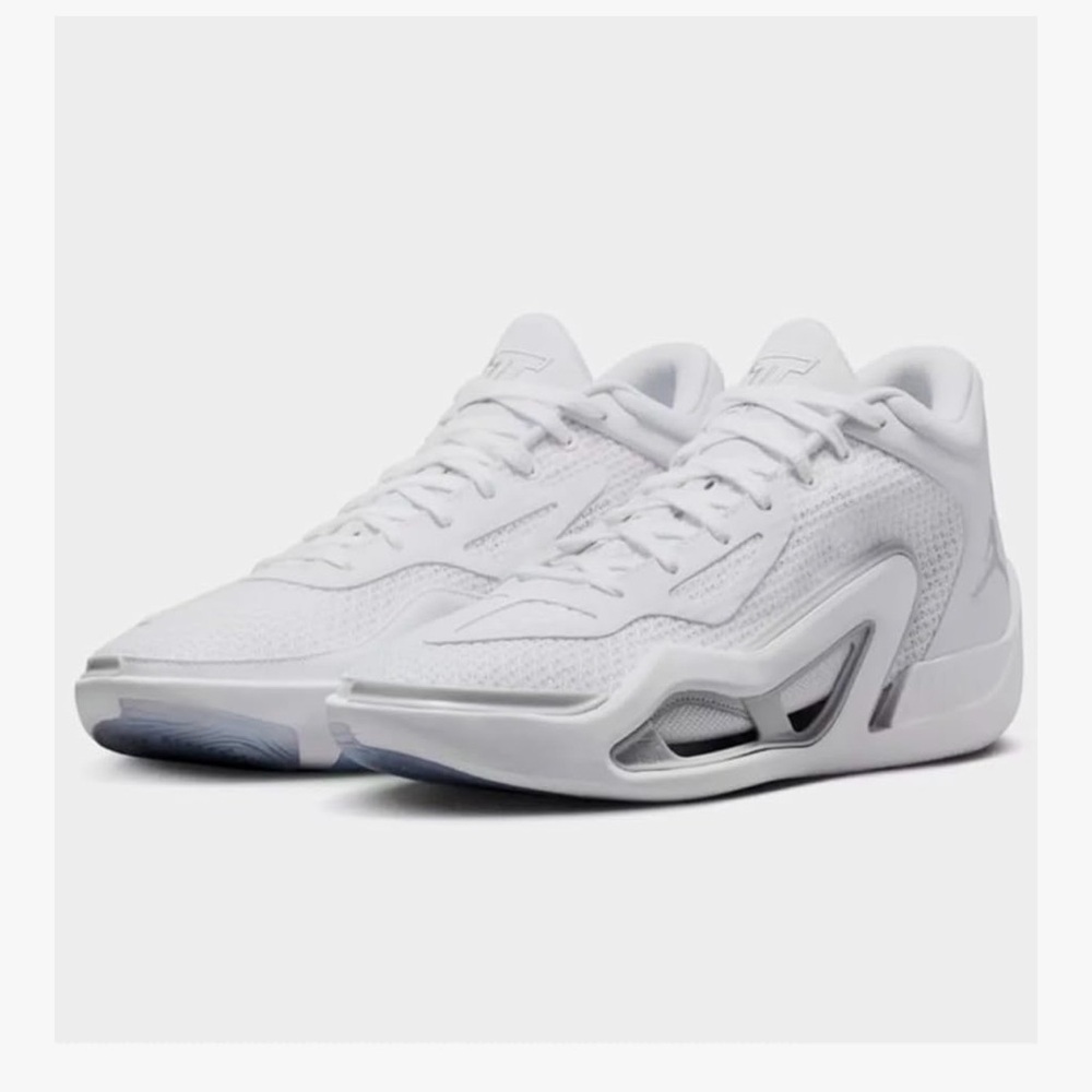 Nike Jordan White Athletic Training Shoes